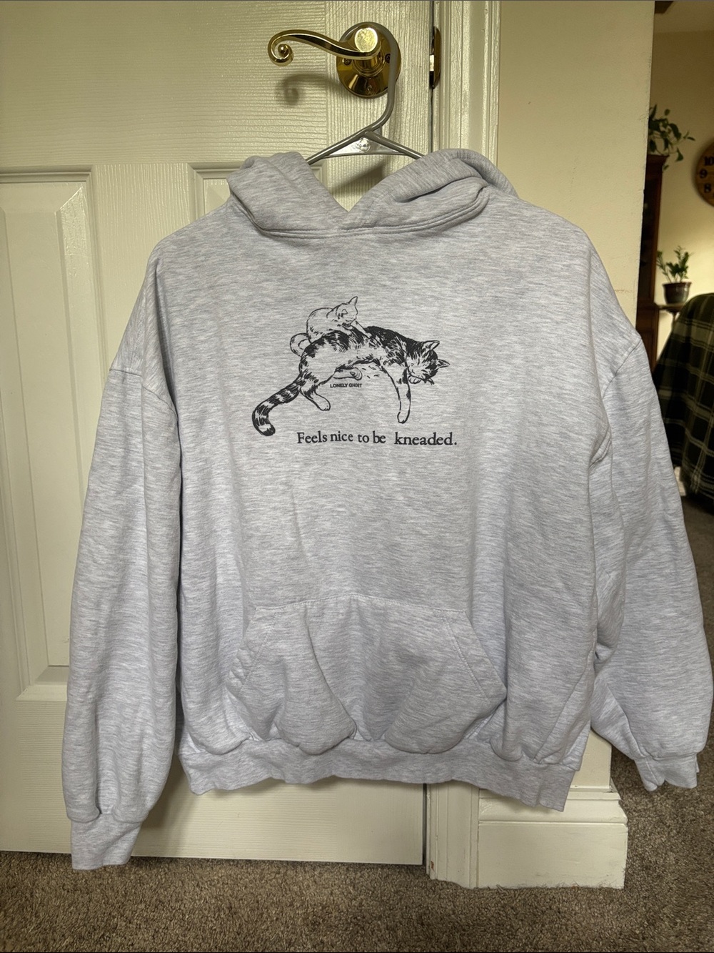 LONELY GHOST Light Gray Cat Graphic Hoodie-Large